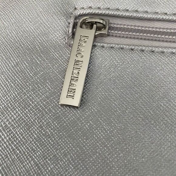 NWOT silver Isaac Mizrahi Cosmetic bag - Picture 3 of 9